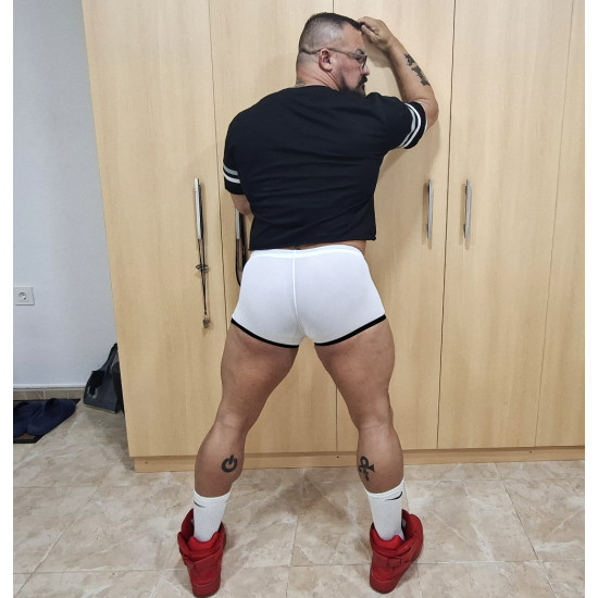Short short spandex shorts