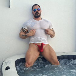 Bulge Torpedo Thong Glossy Red