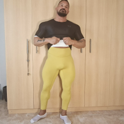 Butt scrunch tights YELLOW