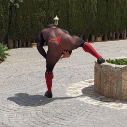 HOSE MASTER MEETS HOSE SUB