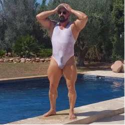 ADVENTURES OF A POOL CLEANER 