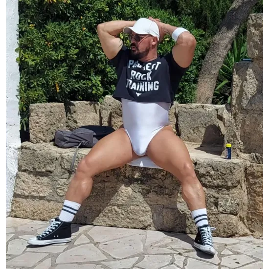 ADVENTURES OF A POOL CLEANER 