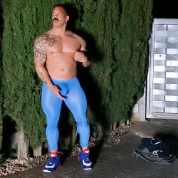 PUBLIC SHOW OFF CAUGHT