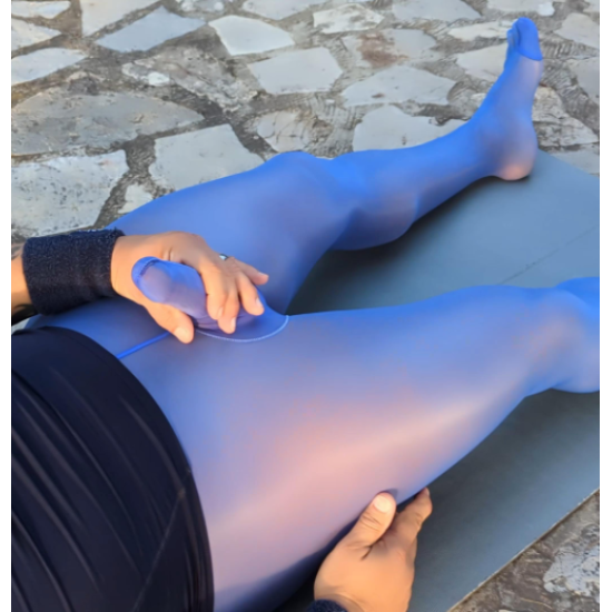 MUSCLE YOGA IN PANTYHOSE